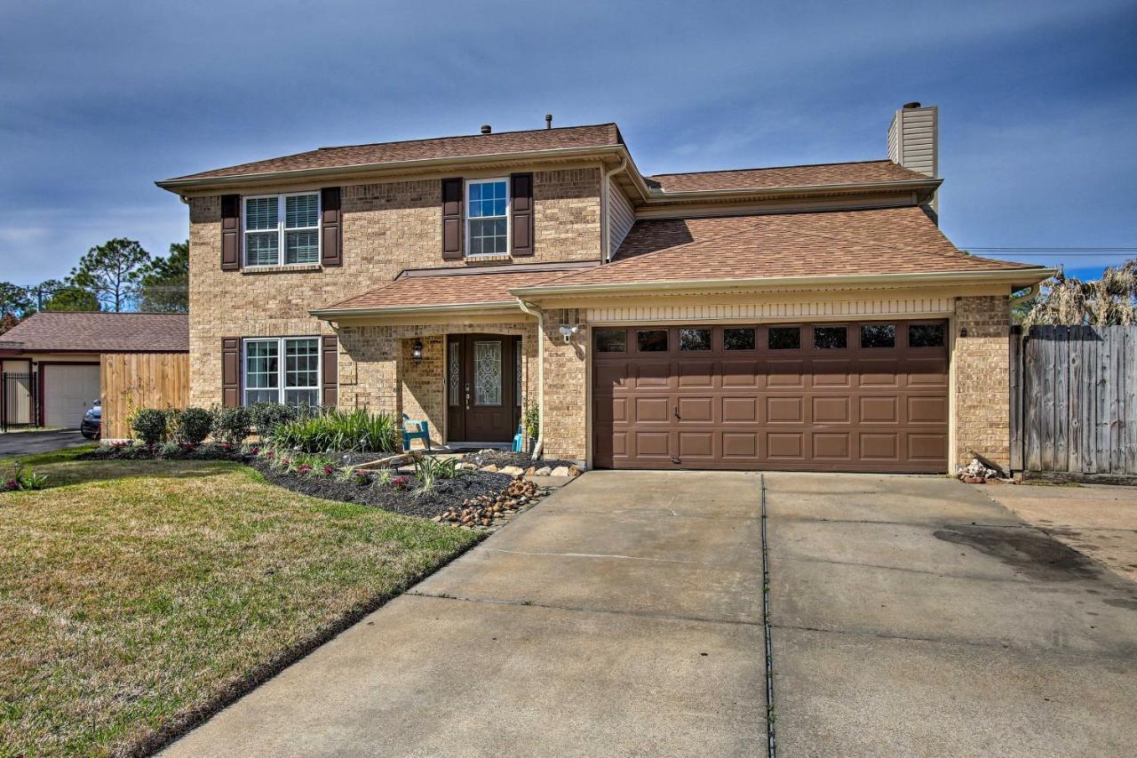 Houston Home With Private Outdoor Pool! Exterior photo